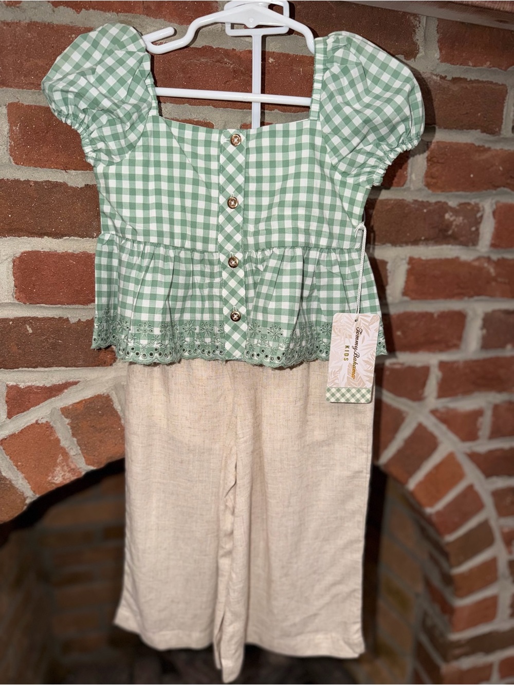 Tommy Bahama Green Gingham Puff-Sleeve Top with Cream Pants 3T